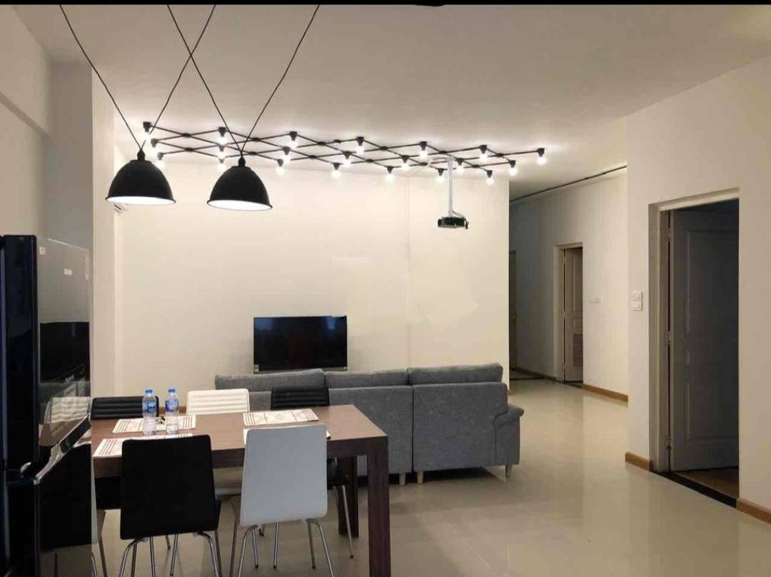 Cho thuê căn hộ chung cư Lạc Long Quân, 140m2, 3 ngủ, 2 vệ sinh, 15 Triệu Full đồ - Ảnh 2